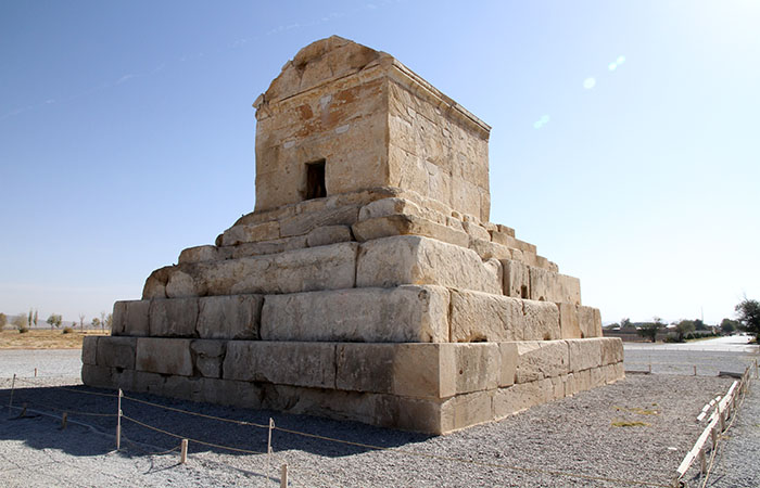 キュロス大王墓